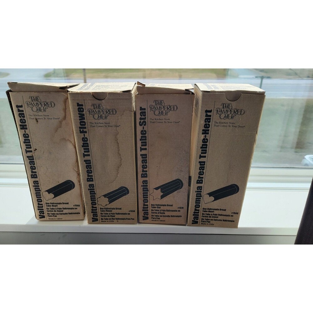 The Pampered Chef Set of 4 Bread Tubes Heart, Star, and Scalloped 3 NEW IN BOX